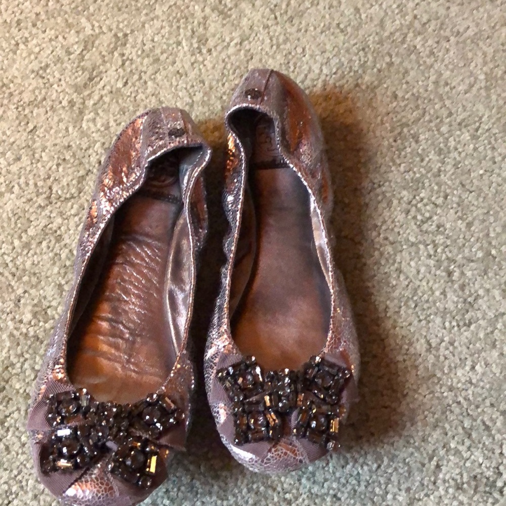 Silver metallic Tory Burch flats